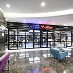Otel Avena & 4*