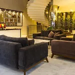 Otel Avena &