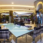Avena & Otel 4*