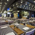 Otel Avena &